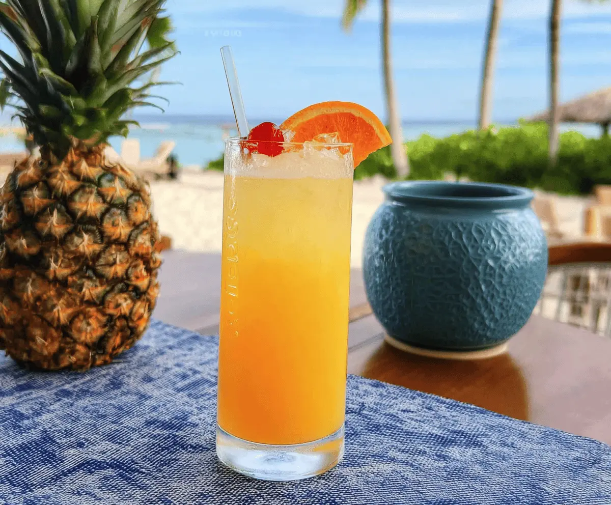 Easy Hawaiian Screwdriver Cocktail Recipe